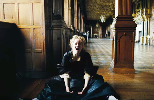 فيلم The Favourite.. قصة درامية حول ملكة إنجلترا وخادمتيها بينما البلاد في حرب مع فرنسا خلال القرن 18 عشر فيلم The Favourite.. قصة درامية حول ملكة إنجلترا وخادمتيها بينما البلاد في حرب مع فرنسا خلال القرن 18 عشر