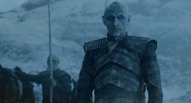 مراجعة الحلقة الأولى من الموسم الثامن والأخير Game Of Thrones نغمة هادئة على دقات ناقوس الخطر الوشيك رسالة ملك الليل المرعبة