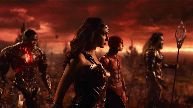 السلاسل السينمائية الأكثر تحقيقاً للإيرادات في تاريخ السينما 9.-عالم-دي-سي-السينمائي-DCEU